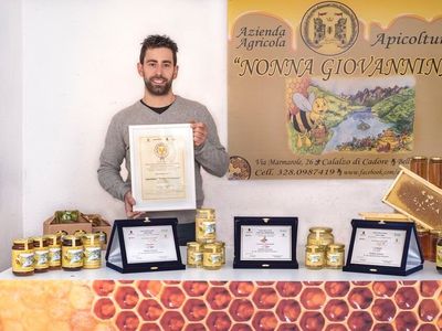 adotta le api di Nonna Giovannina Bio